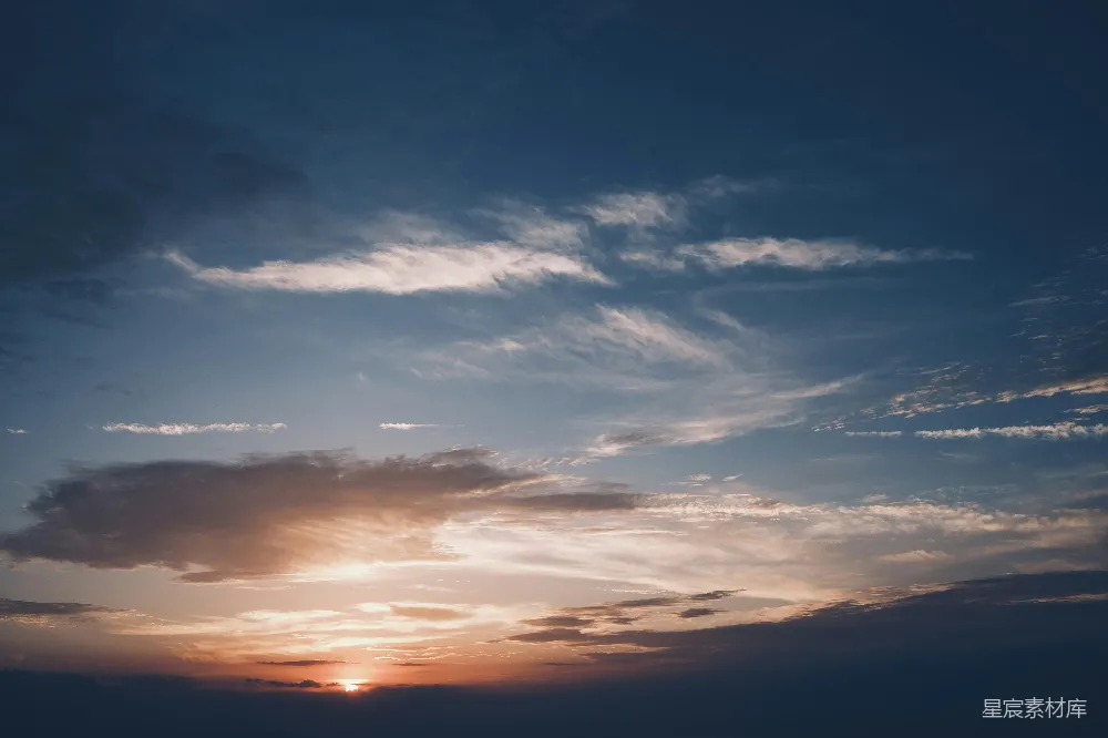 高清摄影 日落 自然风光 天空 黄昏 宁静 日落时分的天空