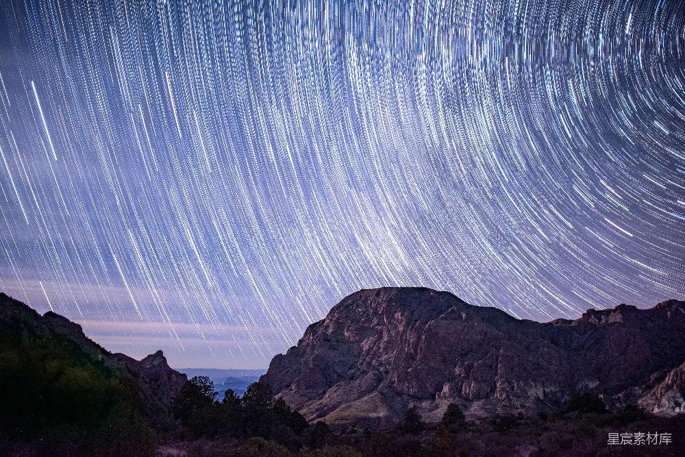 高清摄影 星轨 自然风光 夜景 山脉 天文摄影 星轨与山景的梦幻夜空