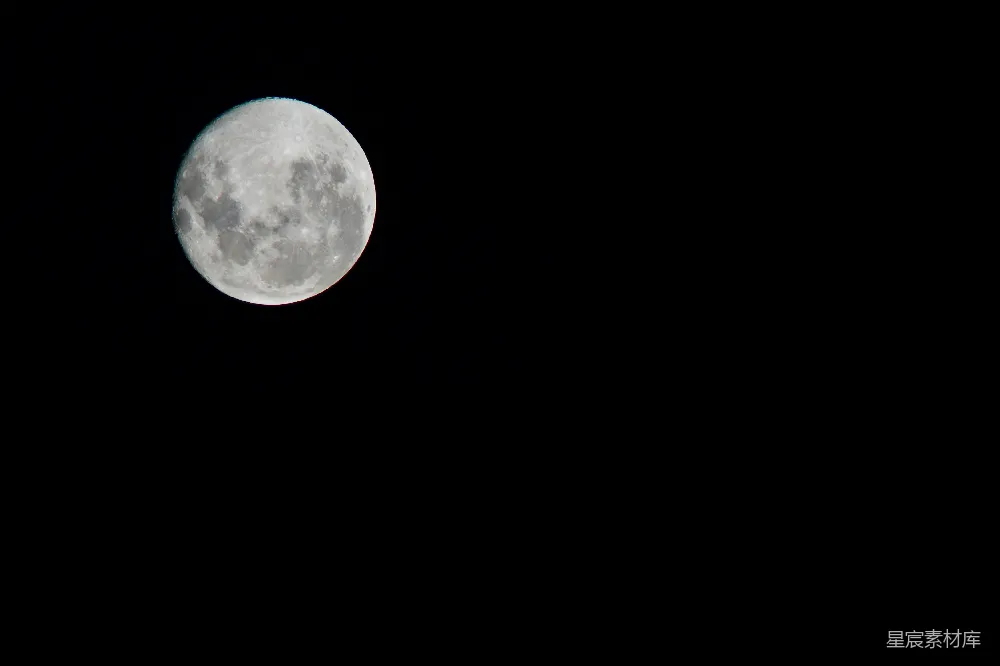 高清摄影 月亮 夜景 自然 宁静 天体 夜空中的圆月