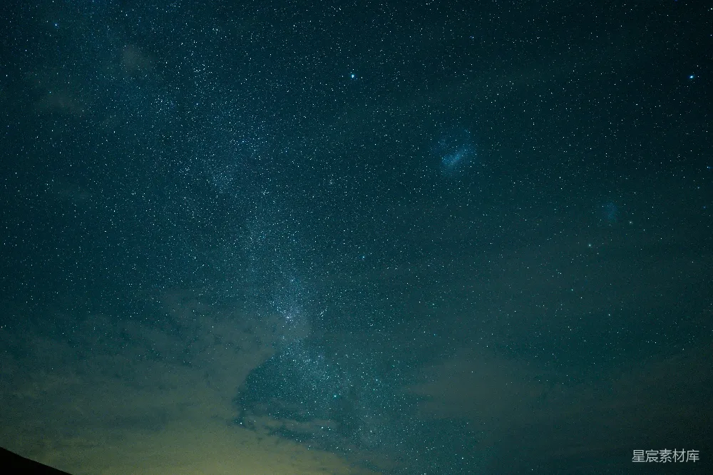 高清摄影 夜空 星河 宁静 自然风光 宇宙 夜空下的璀璨星河