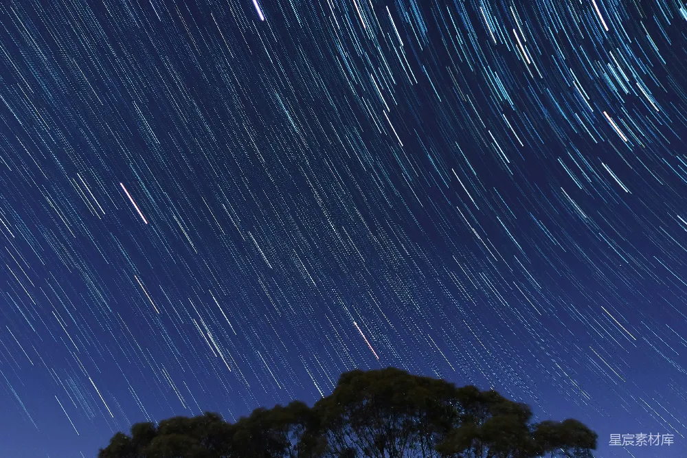 高清摄影 星空 夜景 星轨 自然美景 宁静 星空流光：夜空的奇迹