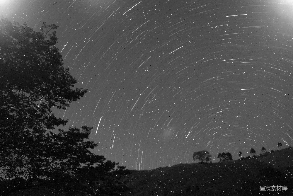 高清摄影 夜空 星轨 自然 摄影 宁静 星轨夜空下的静谧