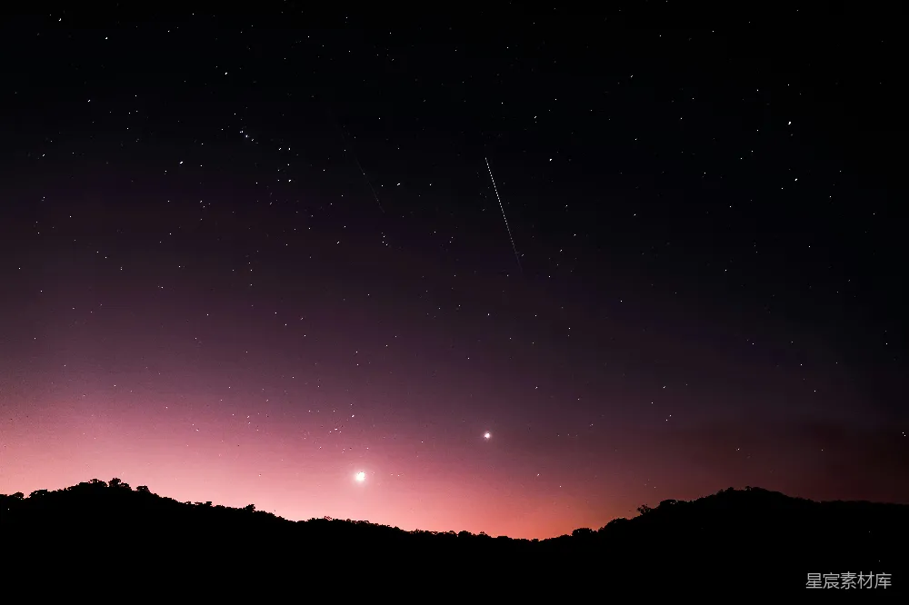 高清摄影 夜空 流星 自然 宁静 星空 夜空下的流星