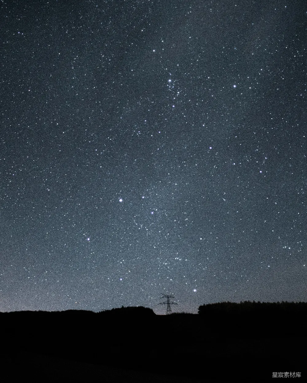 高清摄影 星空 夜景 电力塔 自然风光 宁静 星空下的电力塔