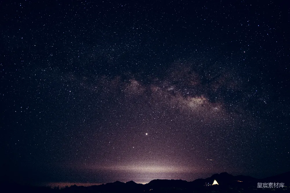 高清摄影 夜空 银河 星空 宁静 自然 璀璨星河下的静谧夜晚