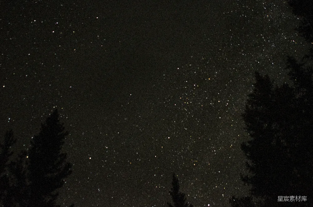 高清摄影 星空 夜景 自然 宁静 美丽 星空中闪烁的夜景