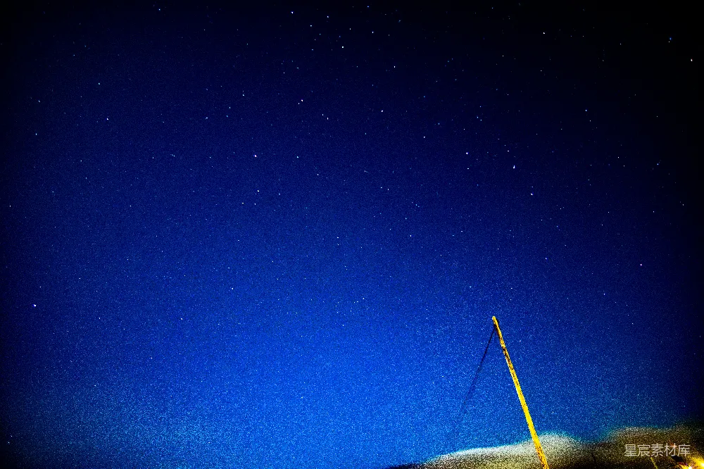 高清摄影 夜空 星星 宁静 自然 天文 深邃夜空下的宁静