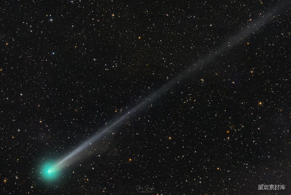 高清摄影 彗星 宇宙 夜空 天文现象 自然 明亮彗星穿越星空