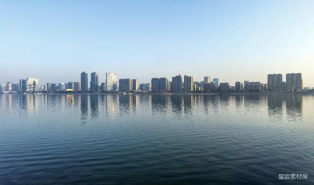 高清摄影 城市 湖景 晨光 建筑 宁静 城市湖景晨曦