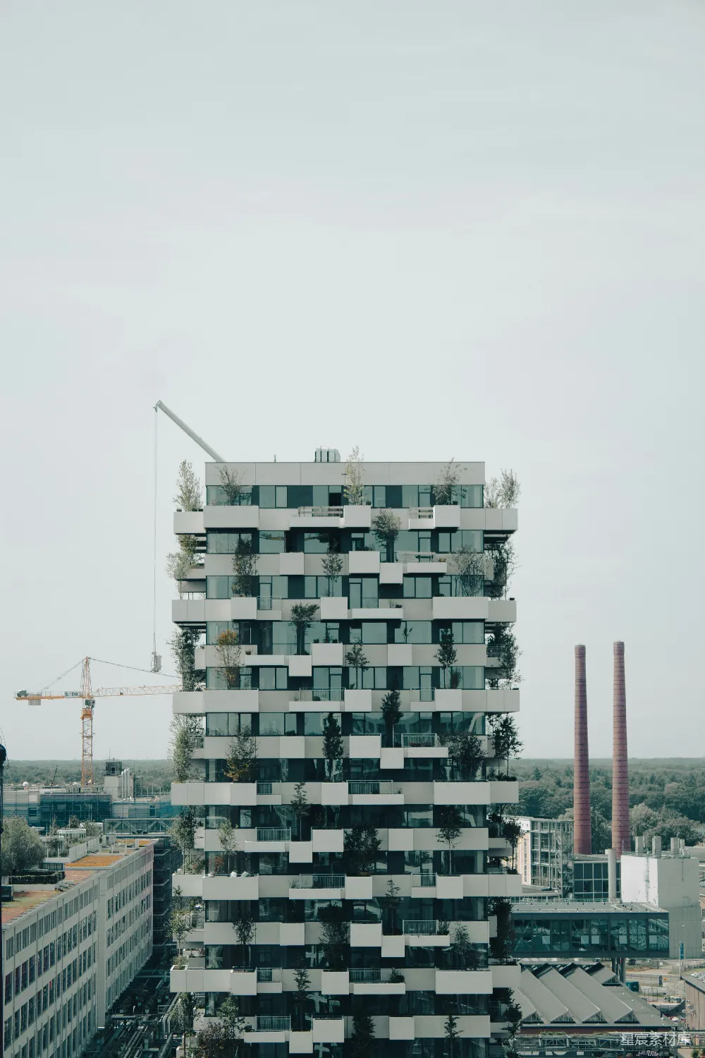 高清摄影 城市建筑 生态设计 现代风格 自然与科技融合 居住环境 城市中的绿洲：垂直森林建筑