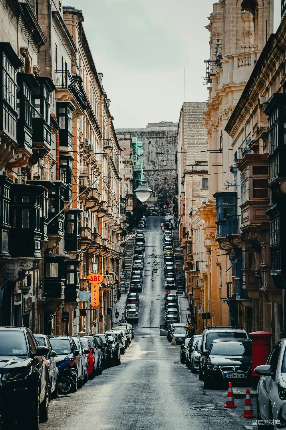 高清摄影 老城 街道 建筑 城市 复古 窄巷中的老城街景