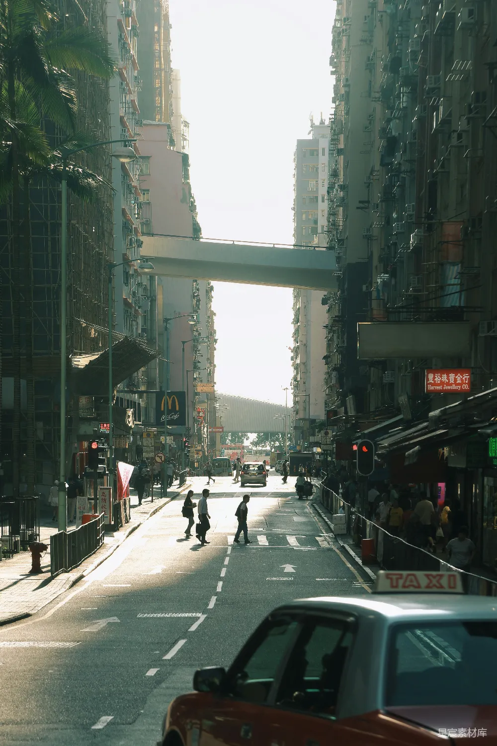 高清摄影 香港 城市 早晨 街道 现代 香港街头晨光
