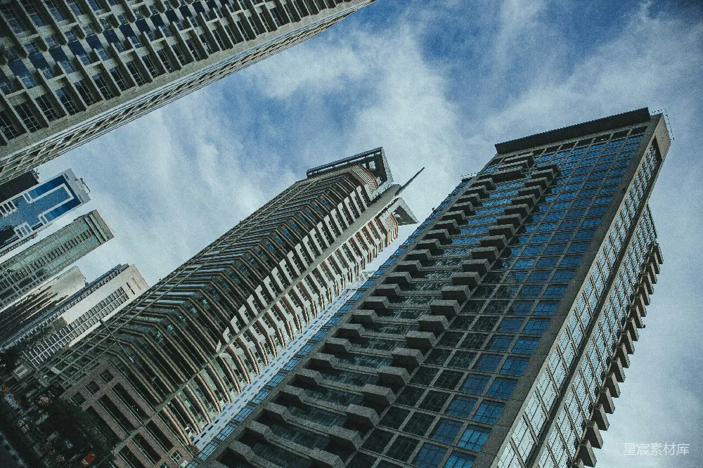 高清摄影 摩天大楼 现代城市 建筑风格 都市景观 高楼大厦 仰望摩天大楼：现代都市的天际线