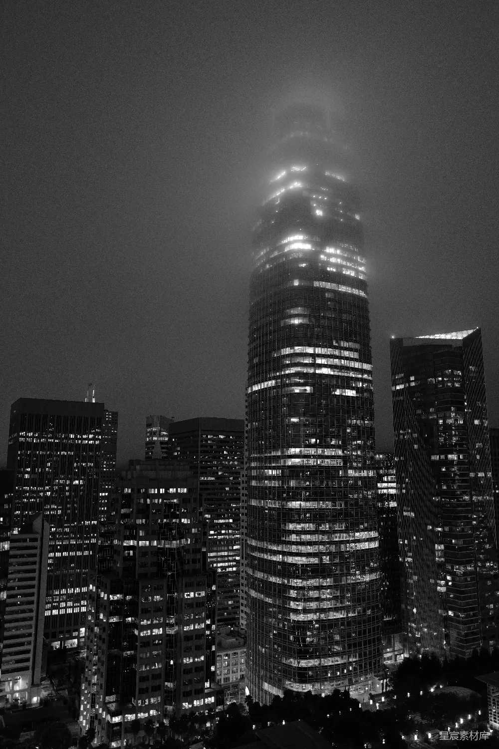 高清摄影 城市夜景 黑白摄影 现代建筑 都市风情 建筑艺术 夜幕下的摩天大楼