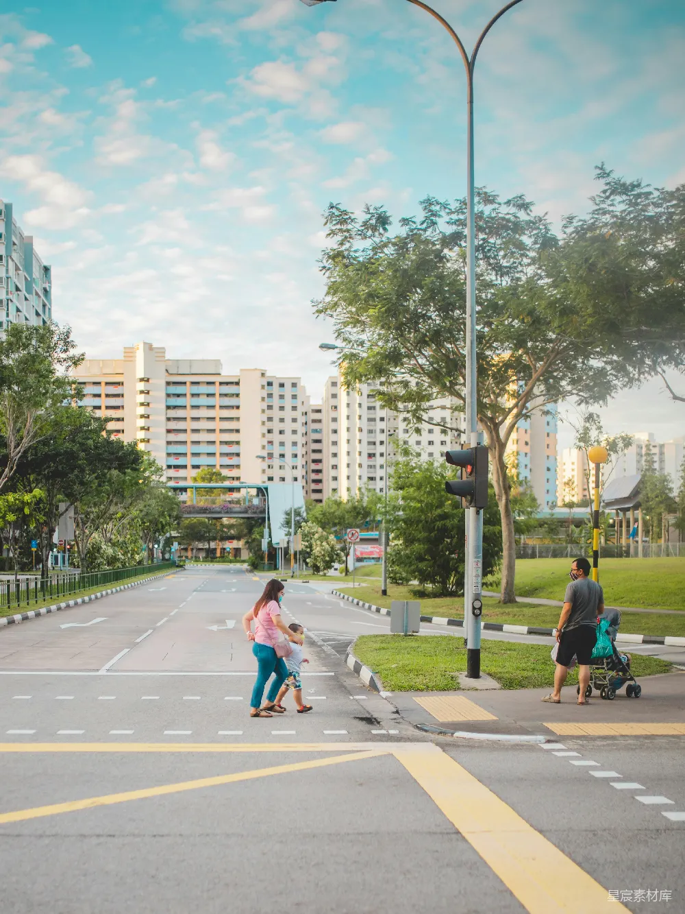 高清摄影 城市生活 家庭时光 休闲散步 城市绿地 日常生活 城市中的温馨日常