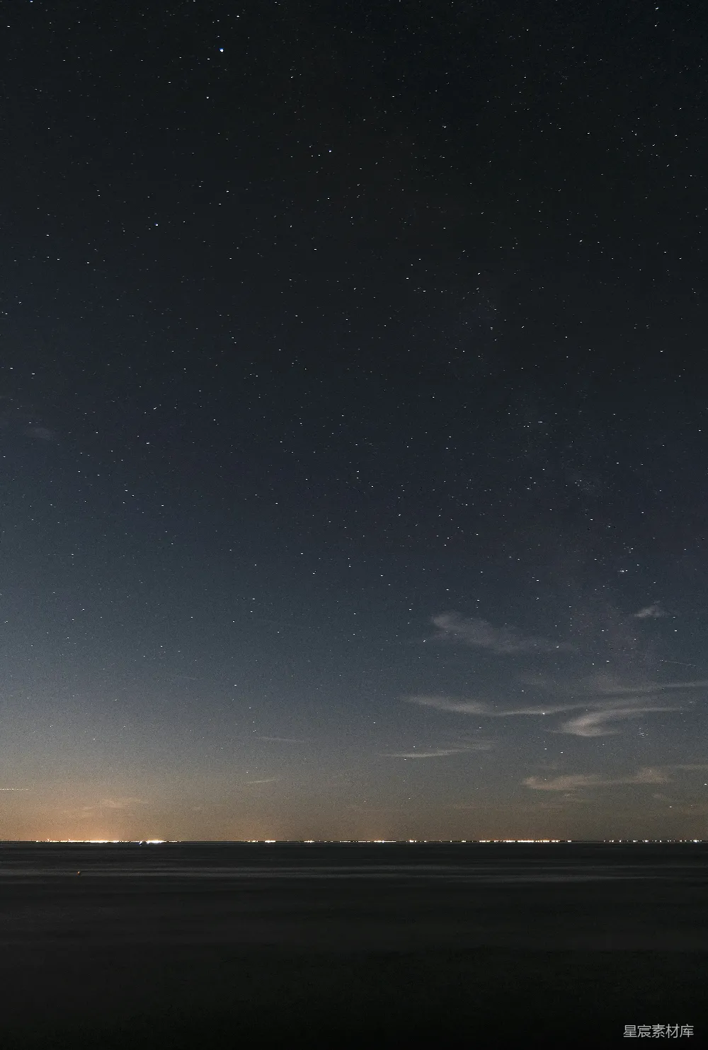 高清摄影  海边的一片星空