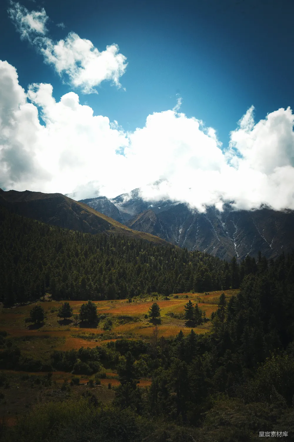 高清摄影  山间云海的美景