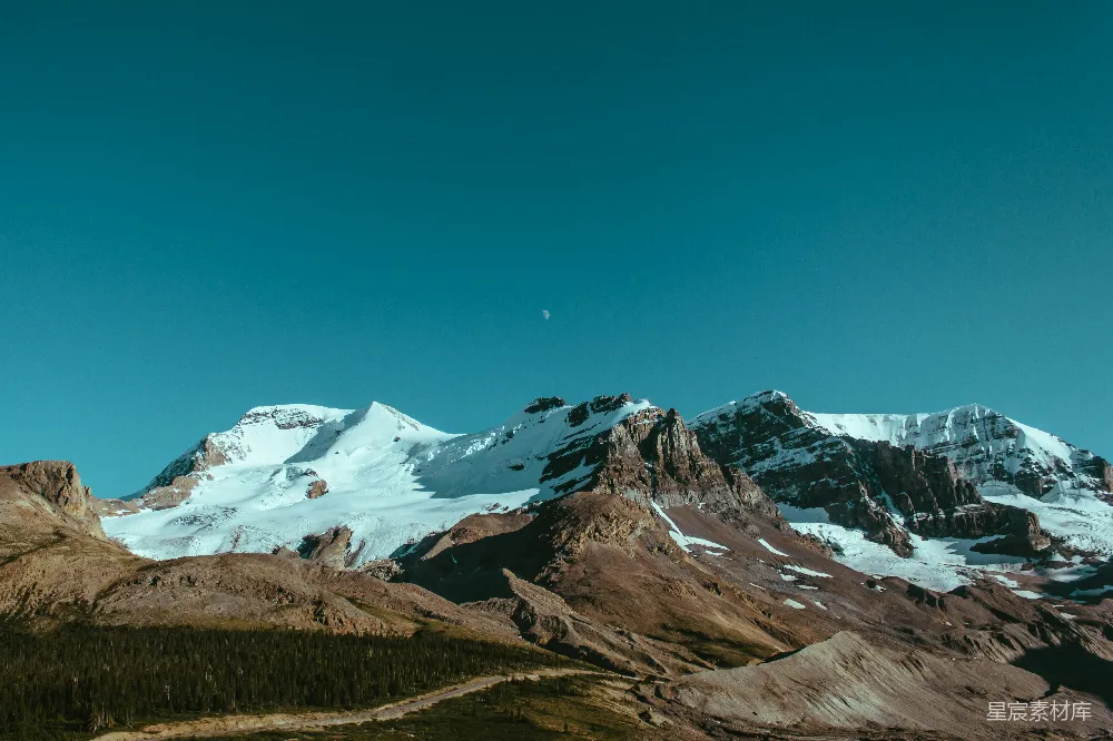 高清摄影 山峦雪景的风景摄影