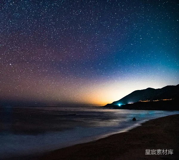 高清摄影 山脚下的海岸线
