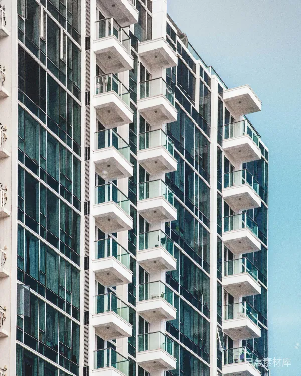 高清摄影 白色和蓝色的混凝土建筑