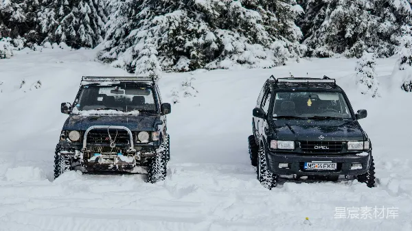 高清摄影 雪地越野车