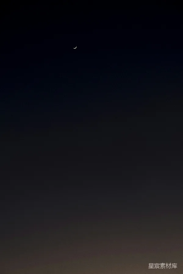 高清摄影 夜空中的新月