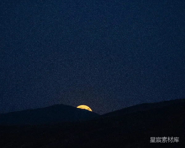 高清摄影 月落山头的宁静夜景
