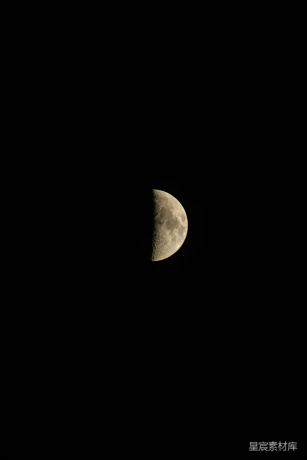 高清摄影 夜空中的一弯新月