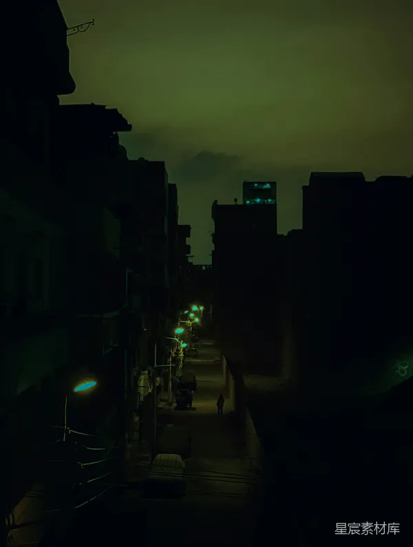 高清摄影 黄昏城市的孤独身影