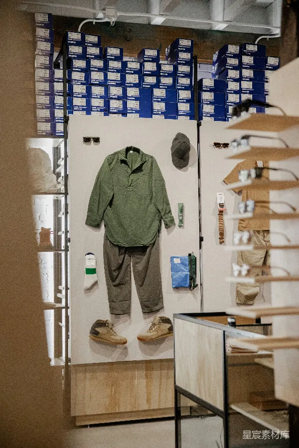 高清摄影 军事风格服装展示