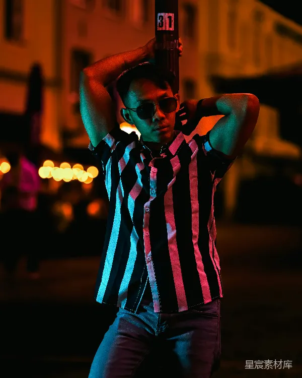 高清摄影 夜色中的酷男