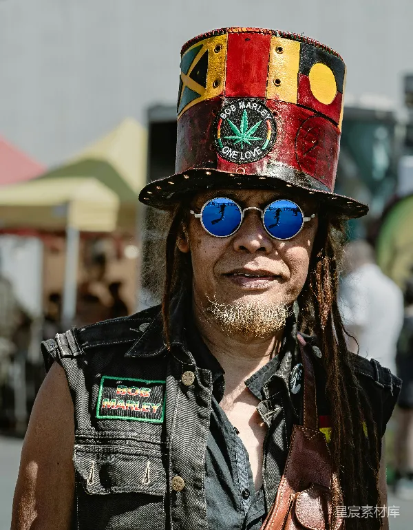 高清摄影 色彩斑斓的街头艺术者