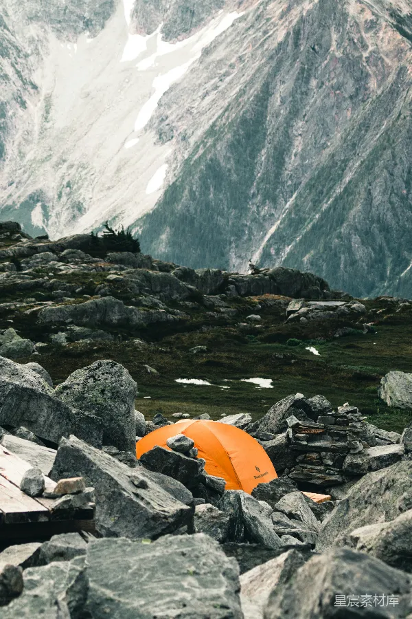高清摄影 山间露营