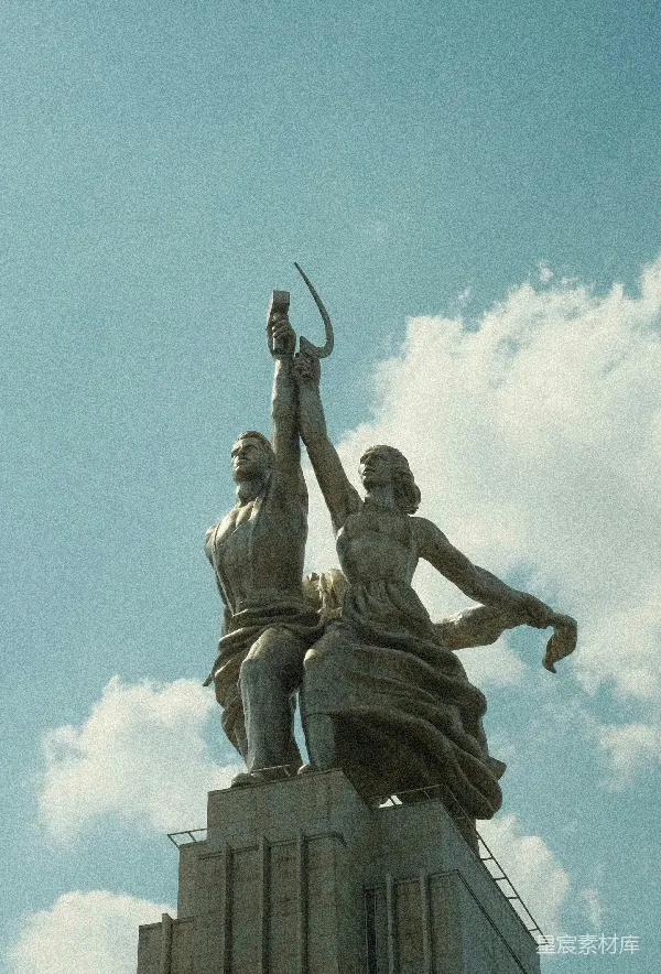 高清摄影 工人与集体农庄女庄员雕像