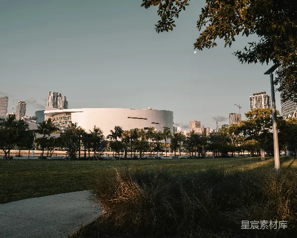 高清摄影 城市公园与现代建筑