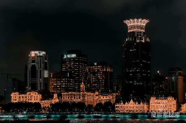 高清摄影 上海夜景：璀璨的城市天际线