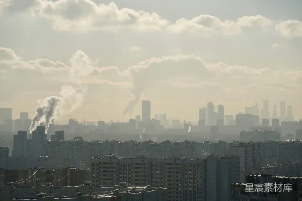 高清摄影 工业烟雾笼罩的城市景观
