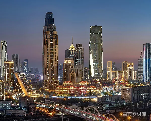 高清摄影 城市夜景：灯火辉煌的都市天际线
