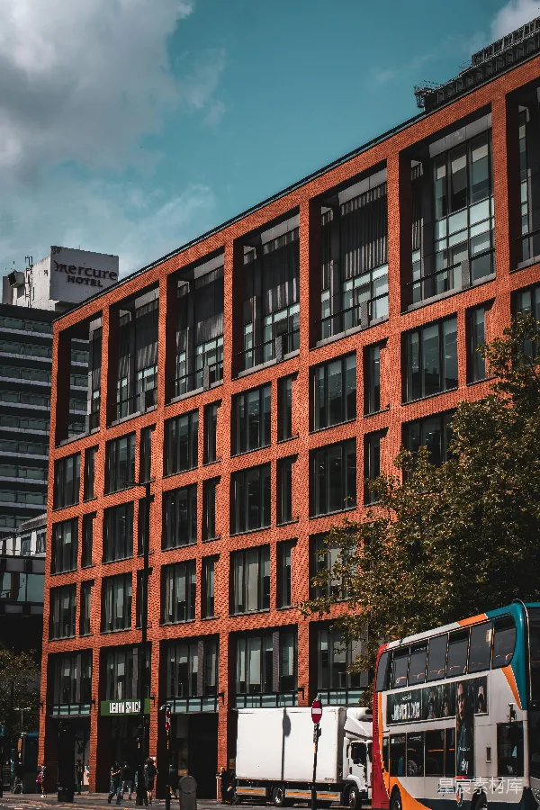 高清摄影 现代城市中的红砖建筑
