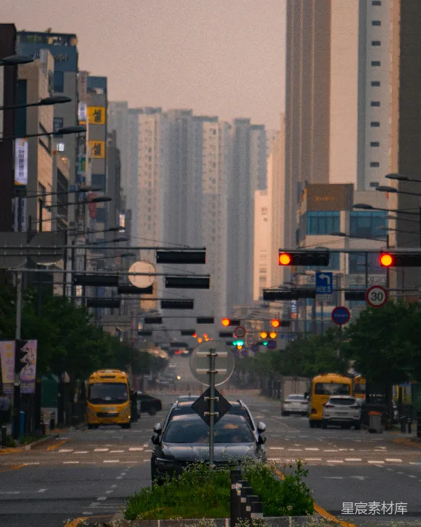 高清摄影 城市黄昏的街景
