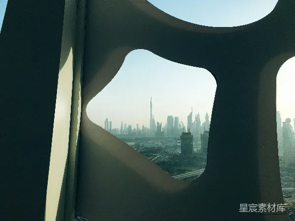 高清摄影 窗框中的迪拜天际线