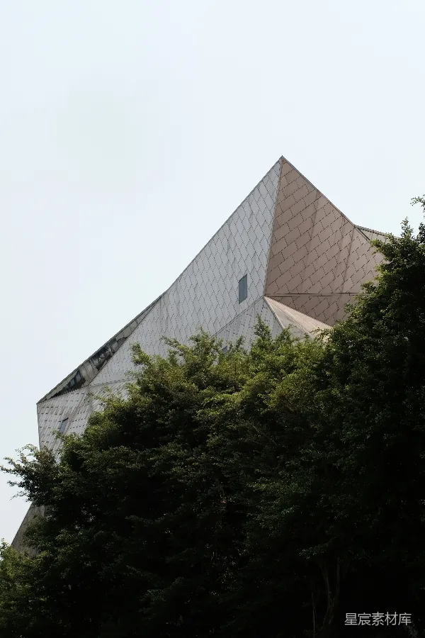 高清摄影 现代建筑与自然的和谐之美