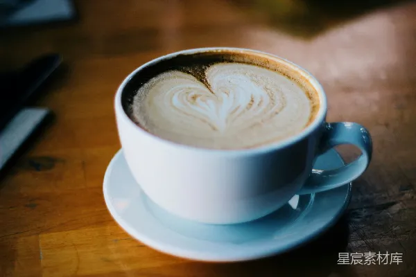 高清摄影 咖啡艺术：心形拿铁艺术