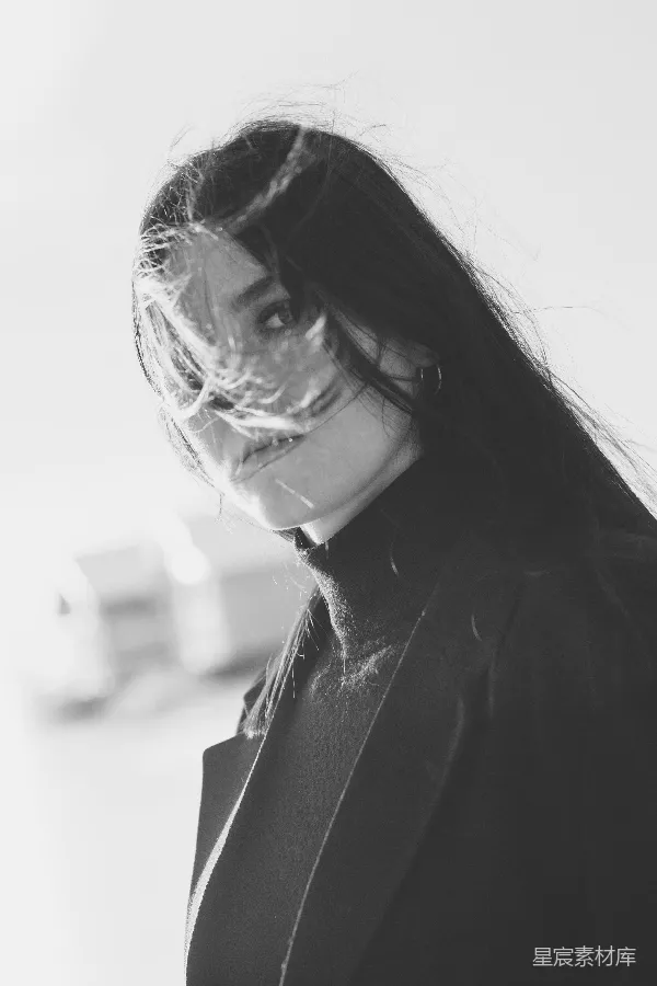 高清摄影 风中独立的优雅