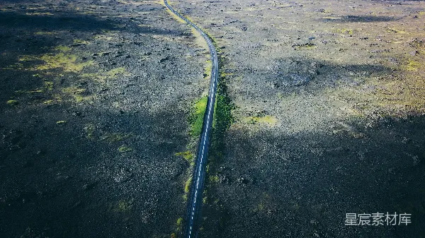 高清摄影 蜿蜒的黑色道路