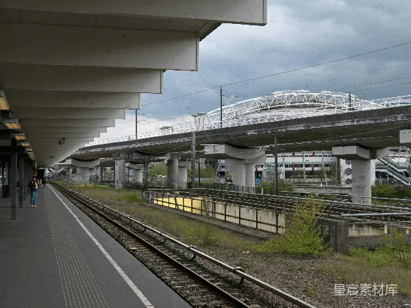 高清摄影 城市铁路站台