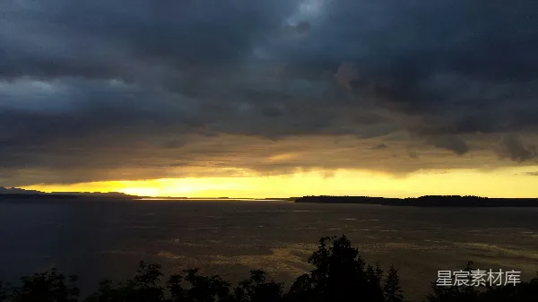 高清摄影 夕阳下的宁静海湾
