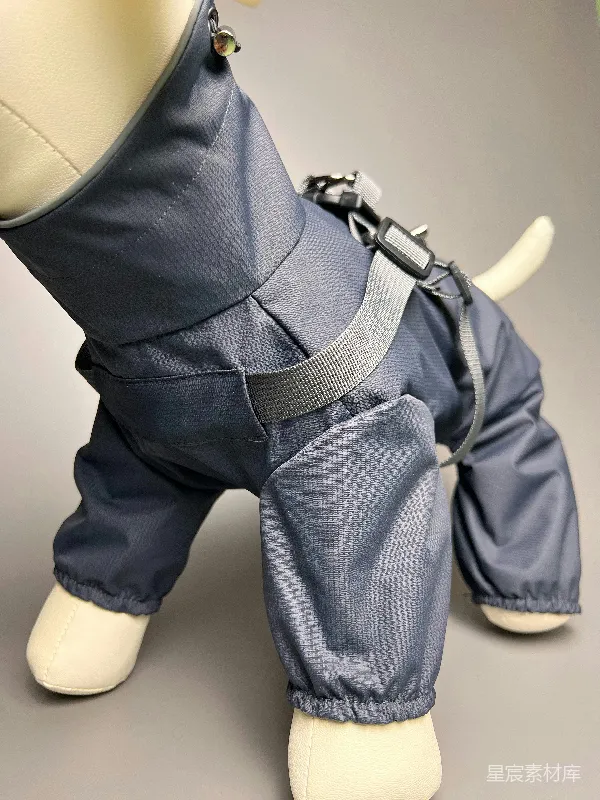 高清摄影 户外登山裤展示