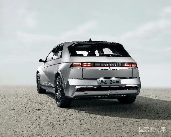 高清摄影 现代IONIQ5 SUV尾部设计