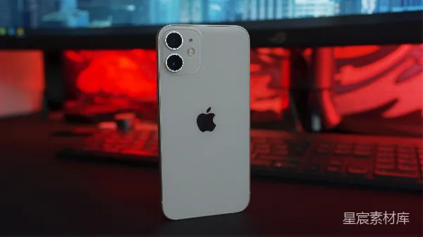 高清摄影 iPhone 12 Pro Max Rear View